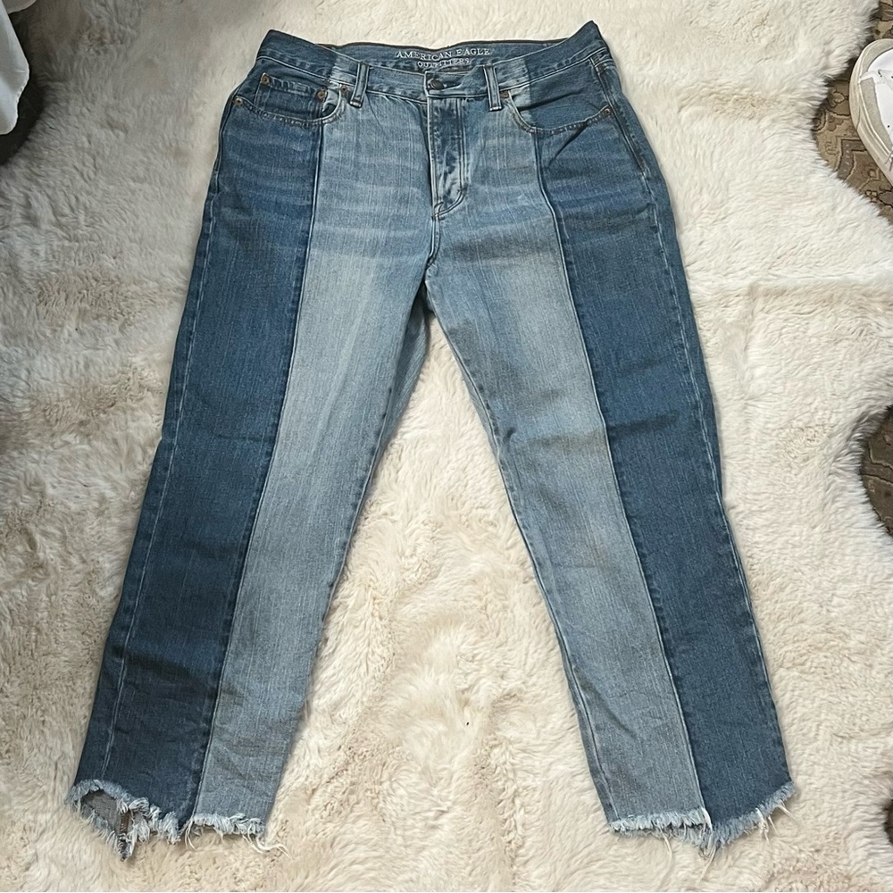 AMERICAN EAGLE JEANS HIGH RISE STRAIGHT LEG